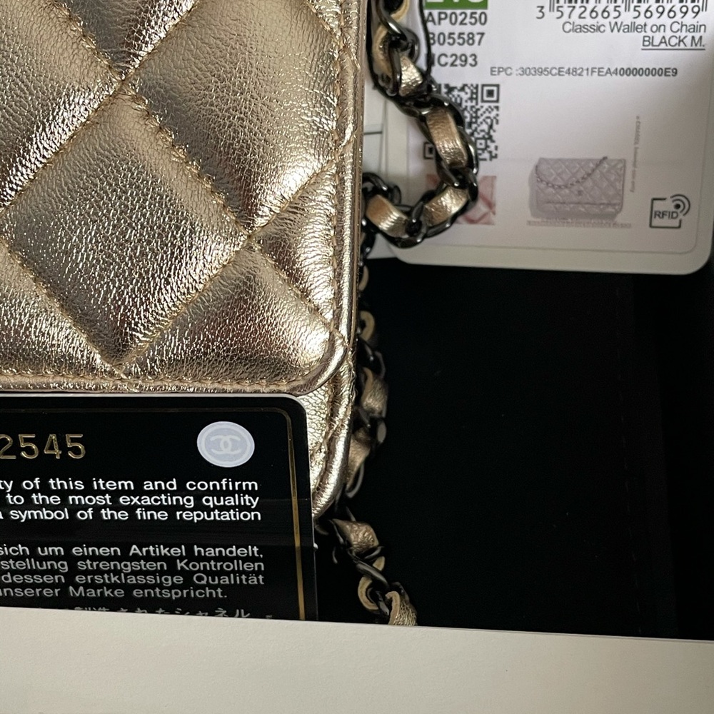 ‼️SOLD‼️NEW Chanel Gold WOC Wallet Clutch Black - Picture 3 of 11